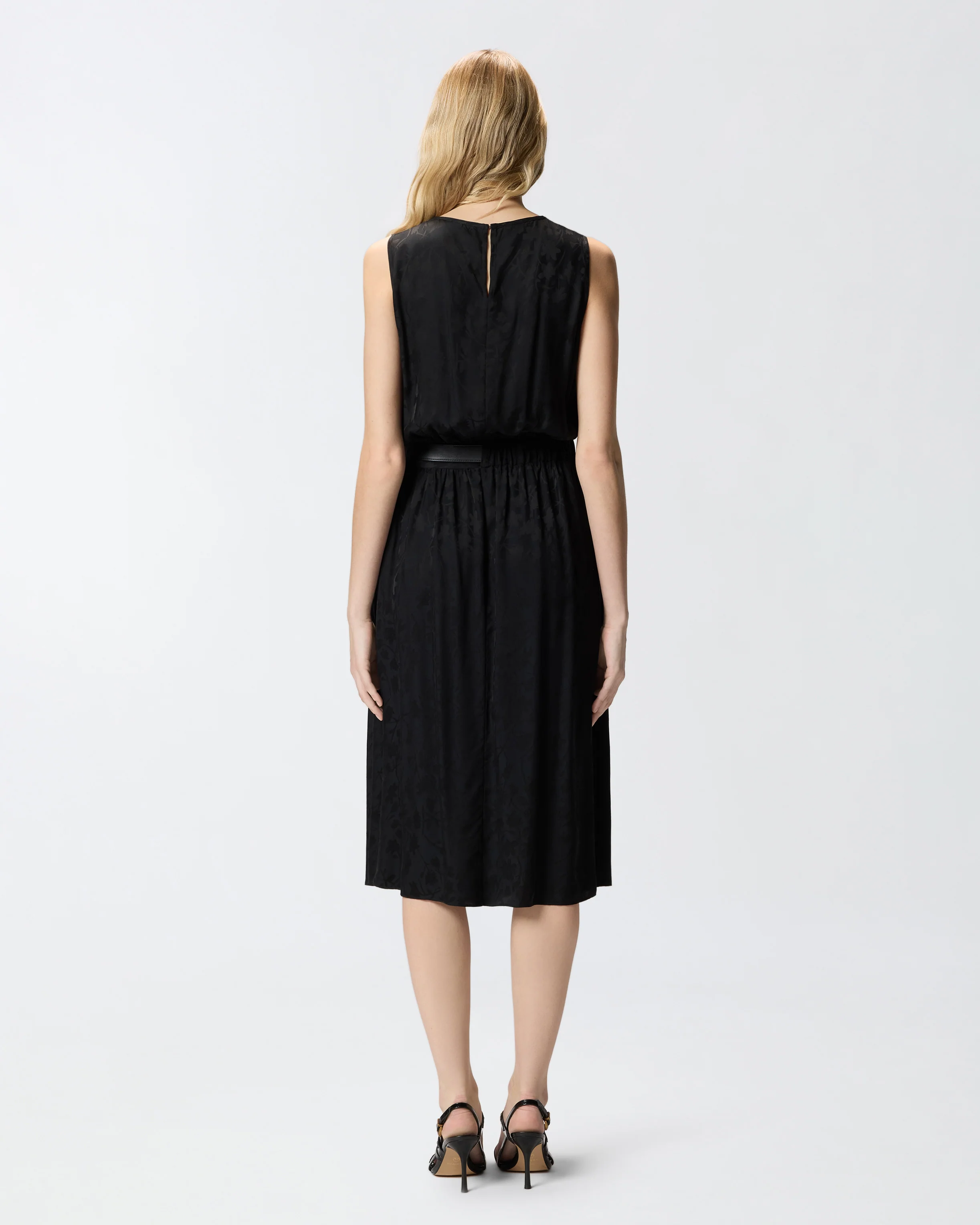 Abito midi smanicato in jacquard floreale con cintura - Image 3