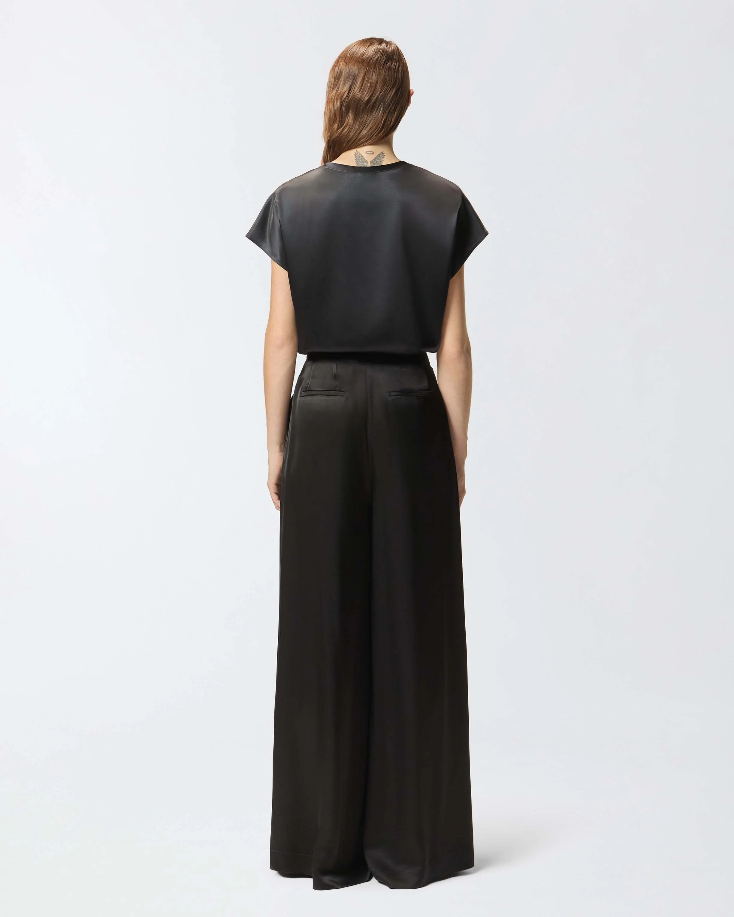 Blusa a maniche corte in satin - Image 3