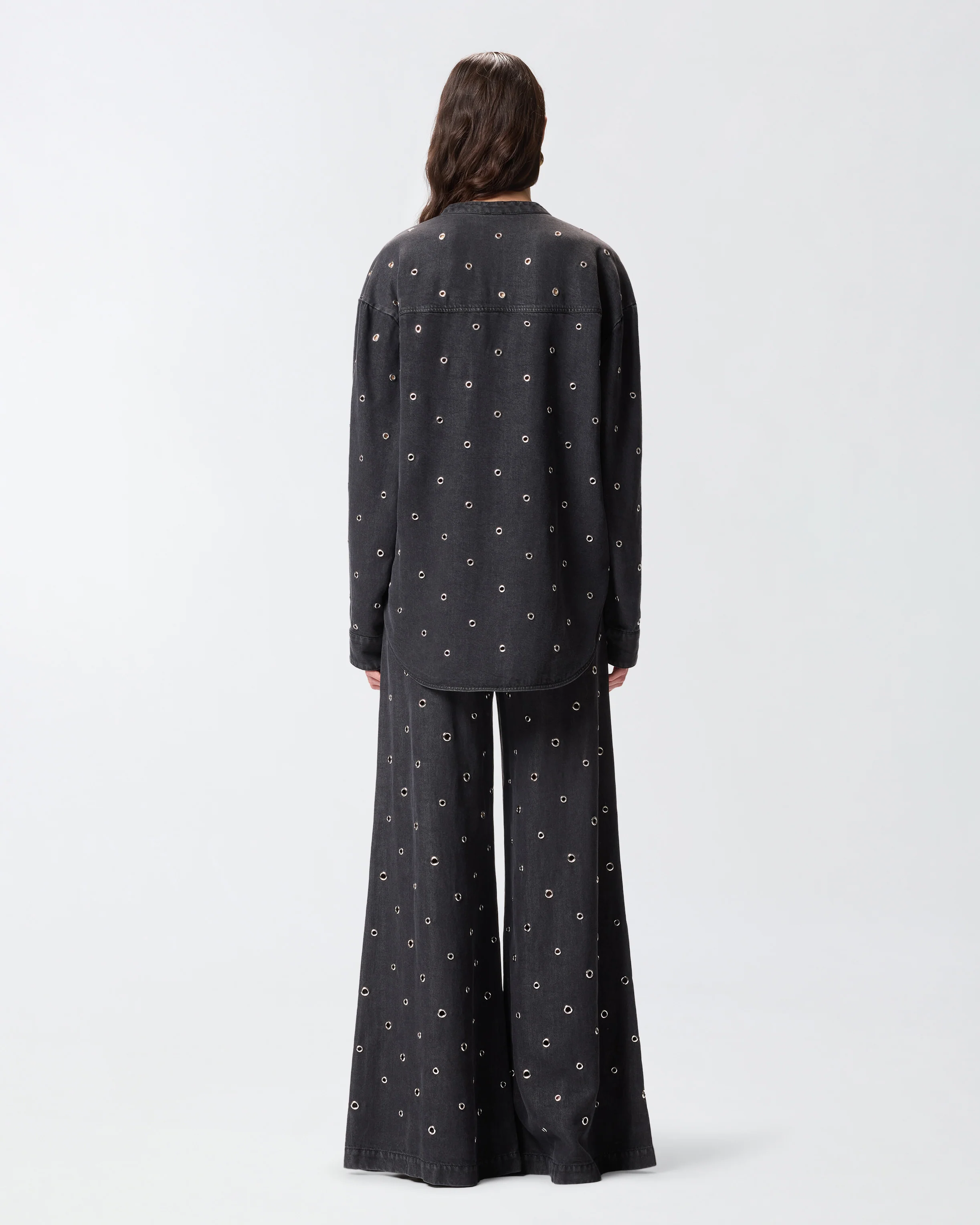 Blusa in denim scuro con occhielli - Image 3