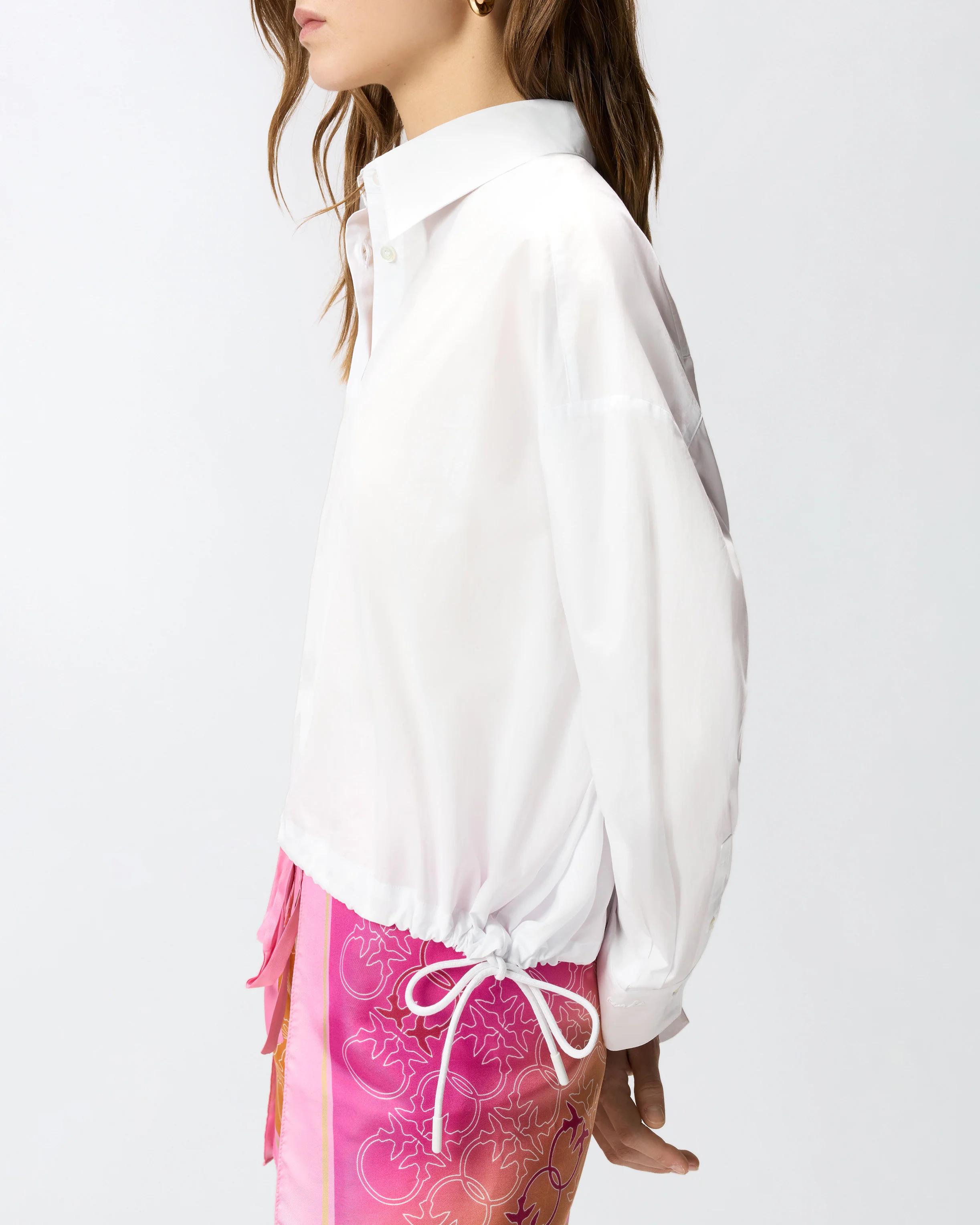 Camicia cropped in cotone a righe con logo - Image 4