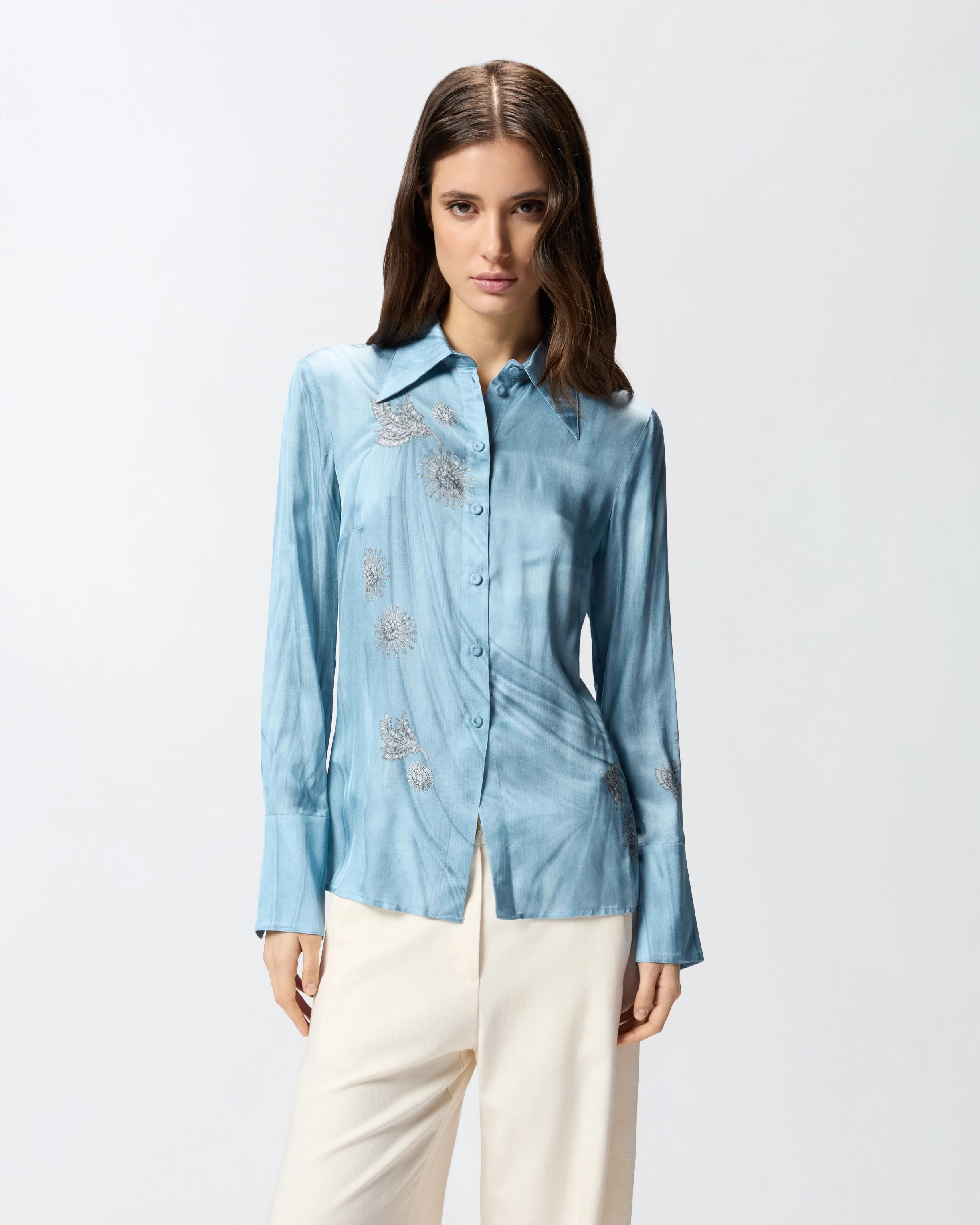 Camicia fluida con stampa gioiello piazzata