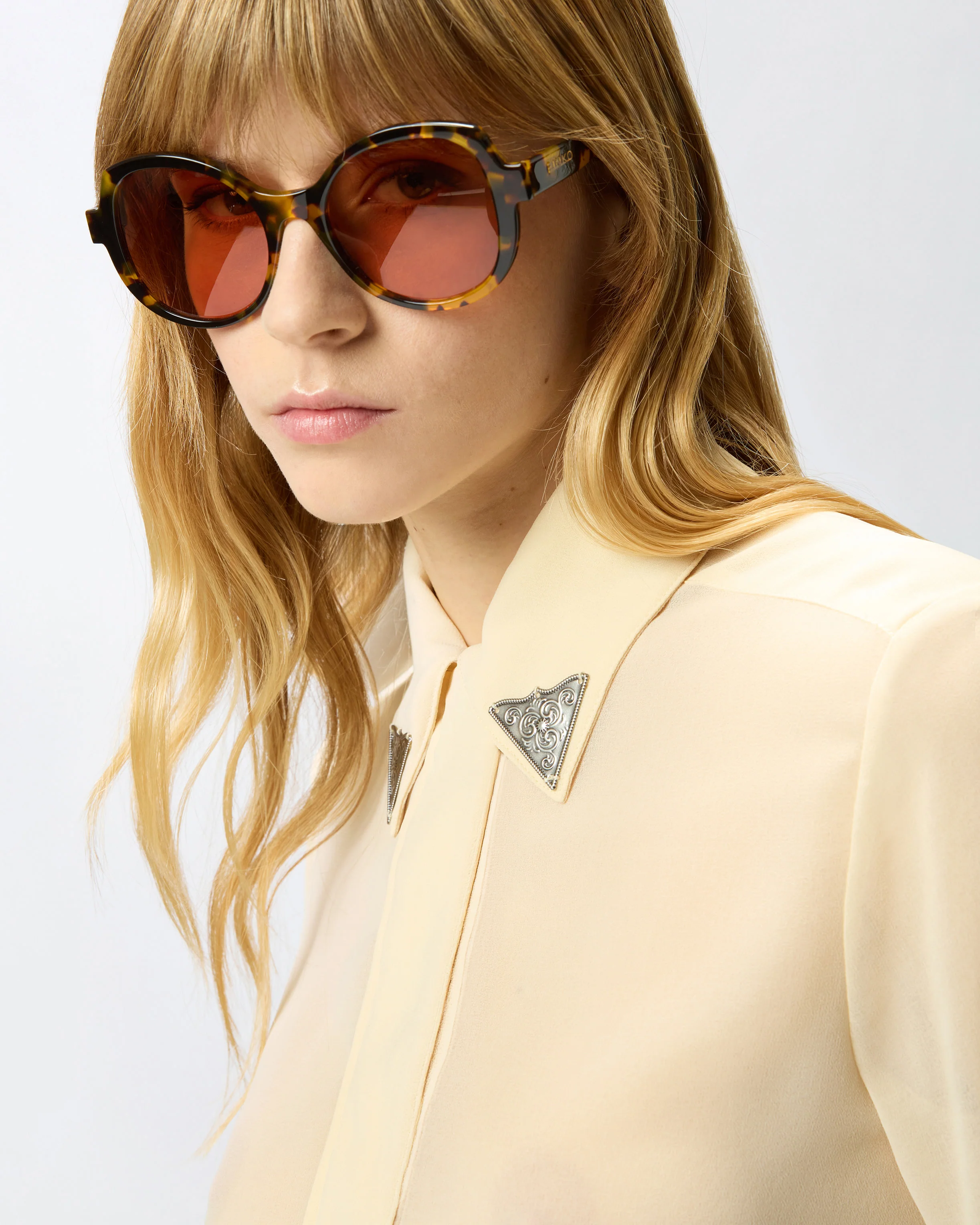 Camicia semitrasparente con dettagli metallici - Image 4