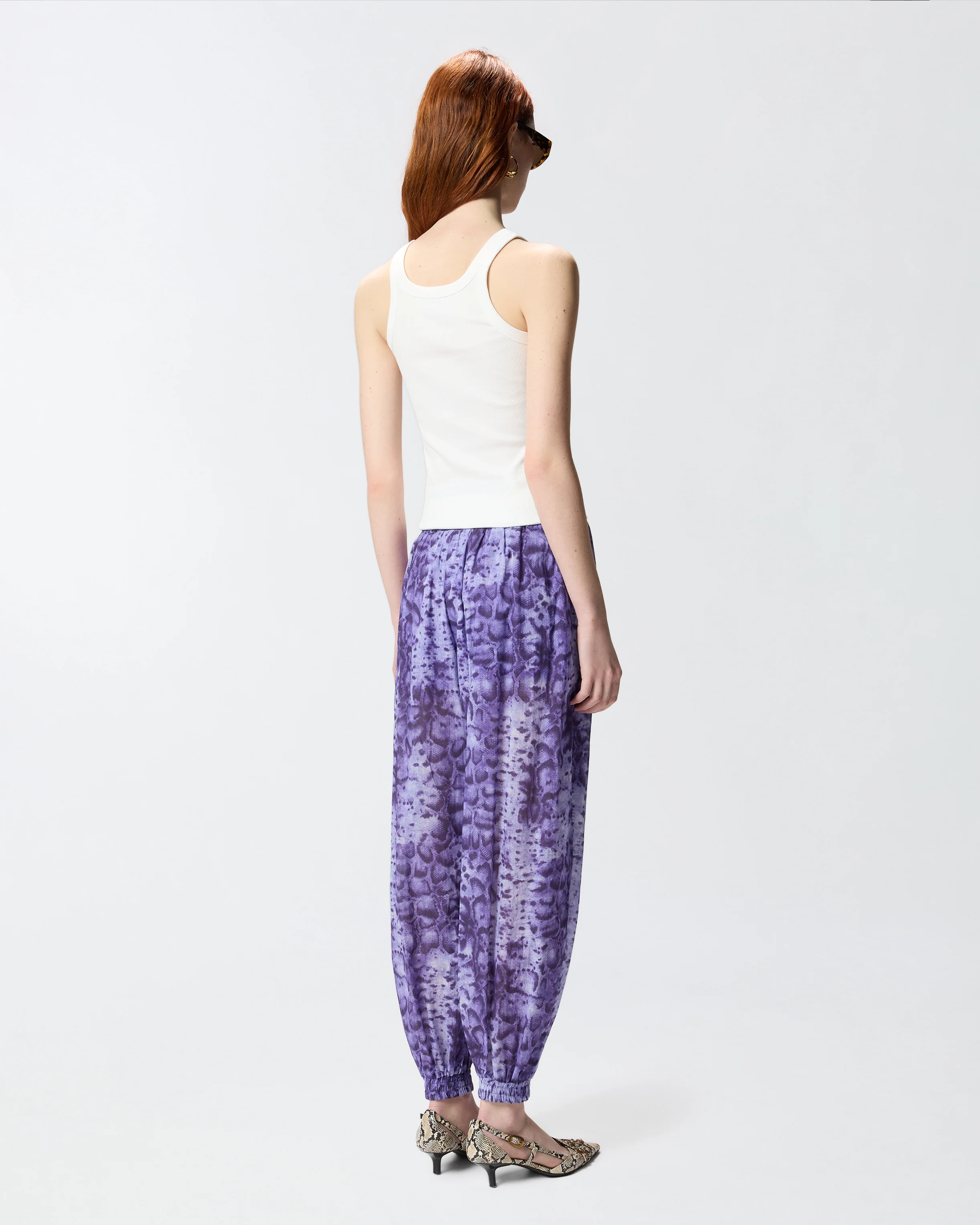 Canotta con ricamo PINKO e strass - Image 3