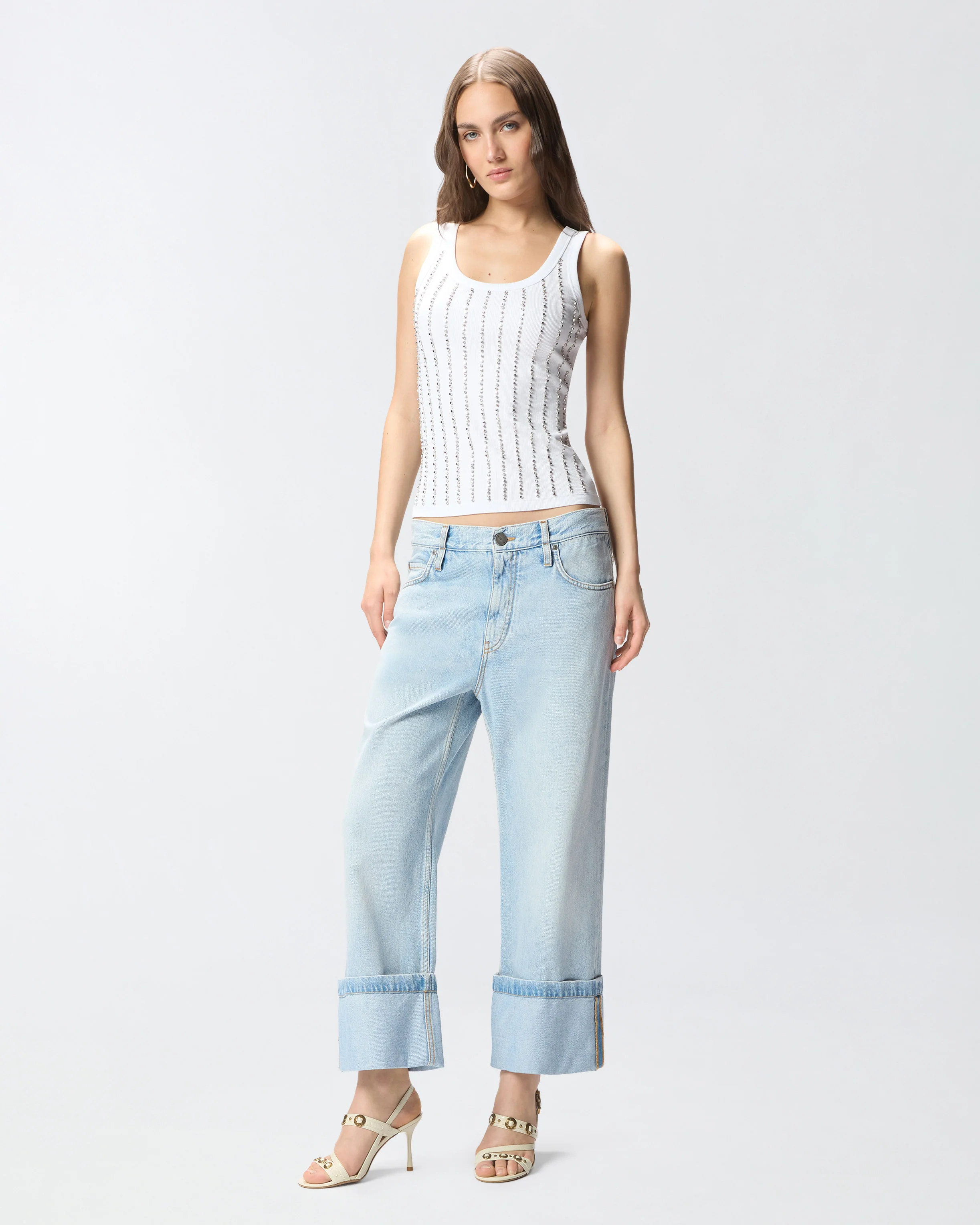 Jeans cropped con cintura in pelle - Image 6