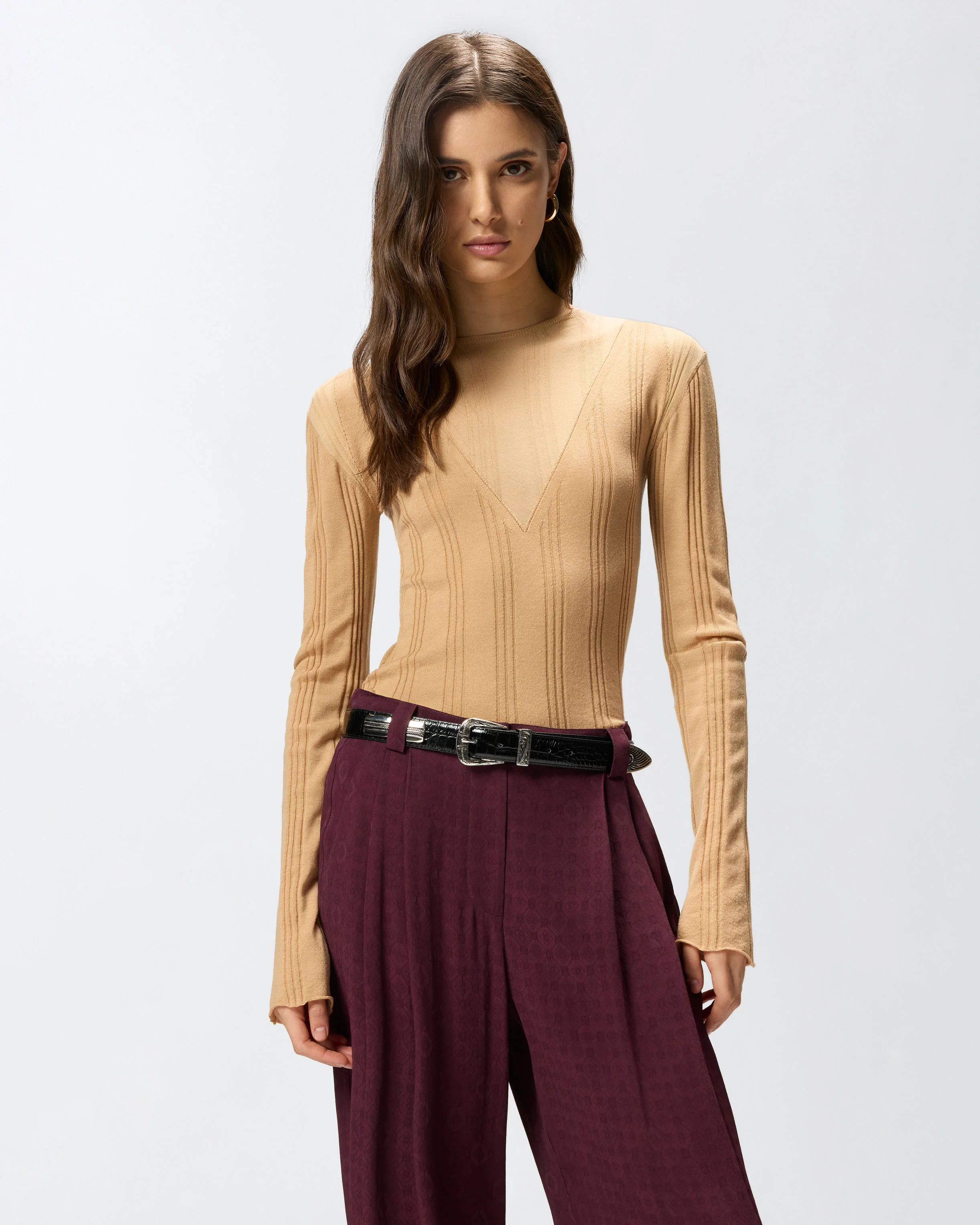 Maglia leggera a coste con trasparenze