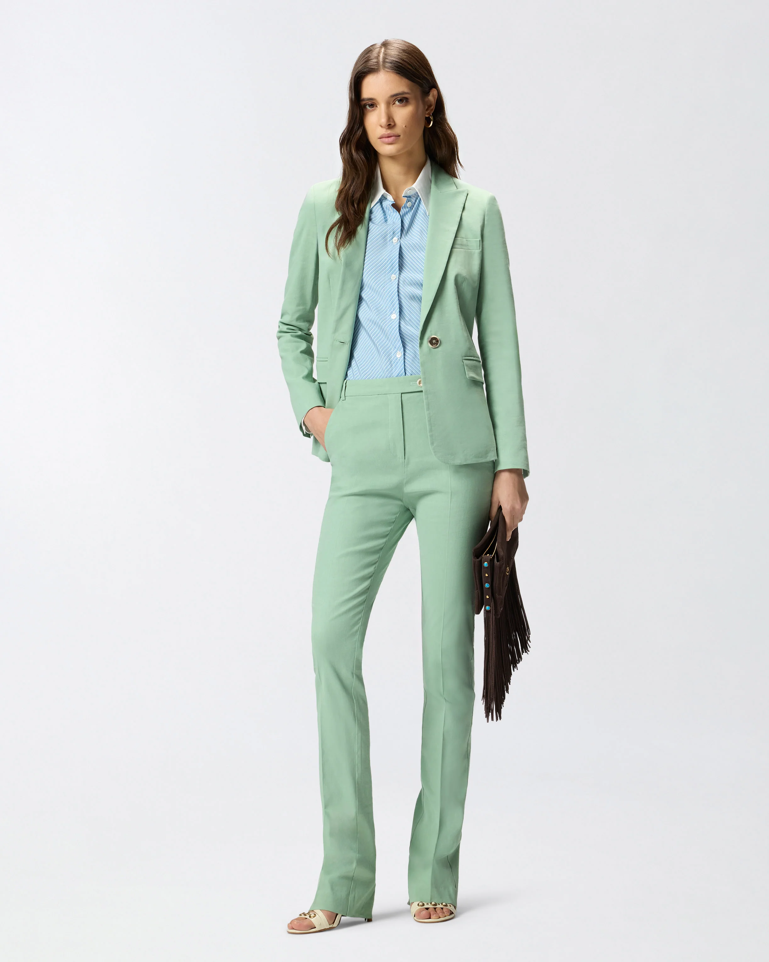 Pantaloni in misto lino con piega stirata