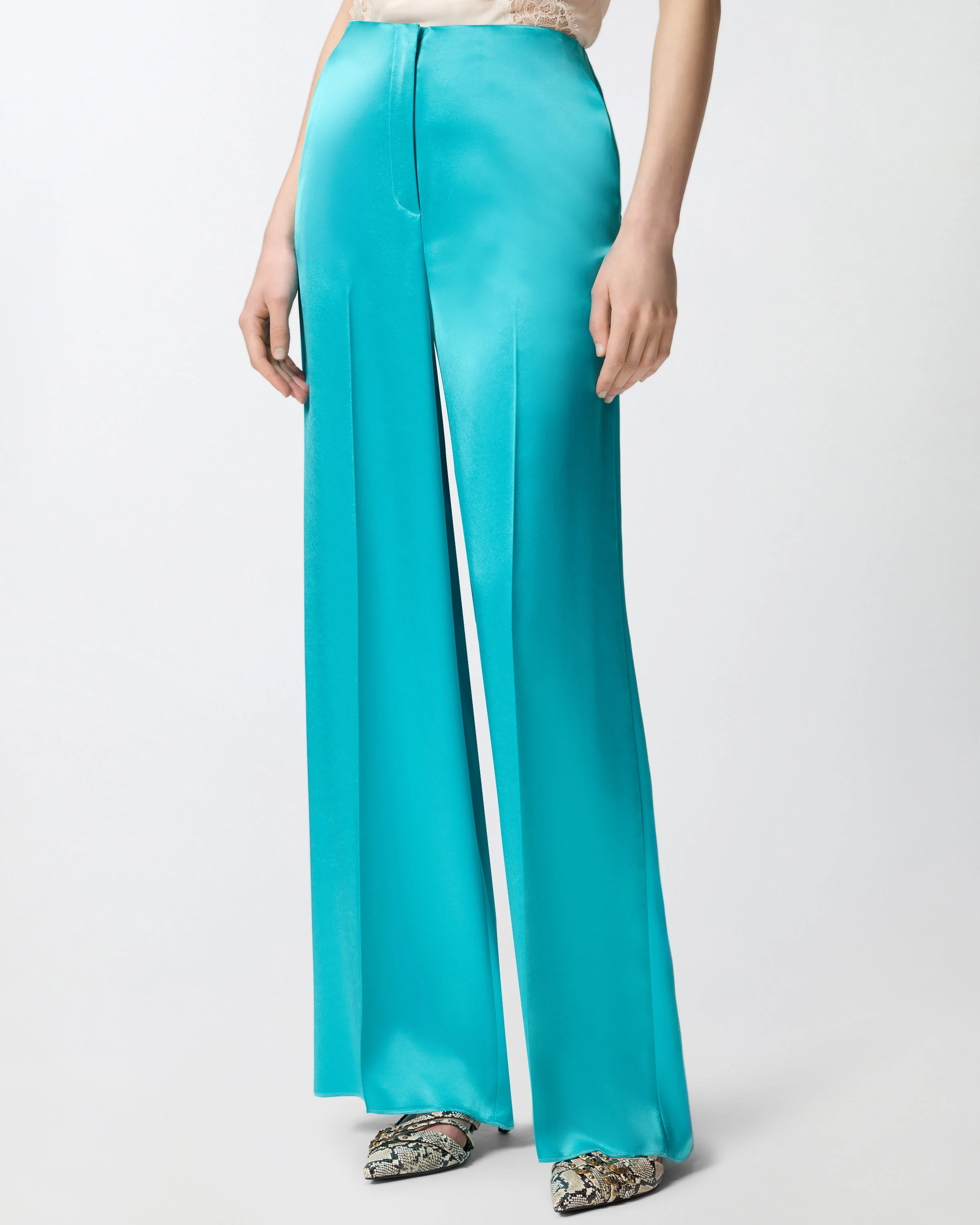 Pantaloni in satin - Image 2