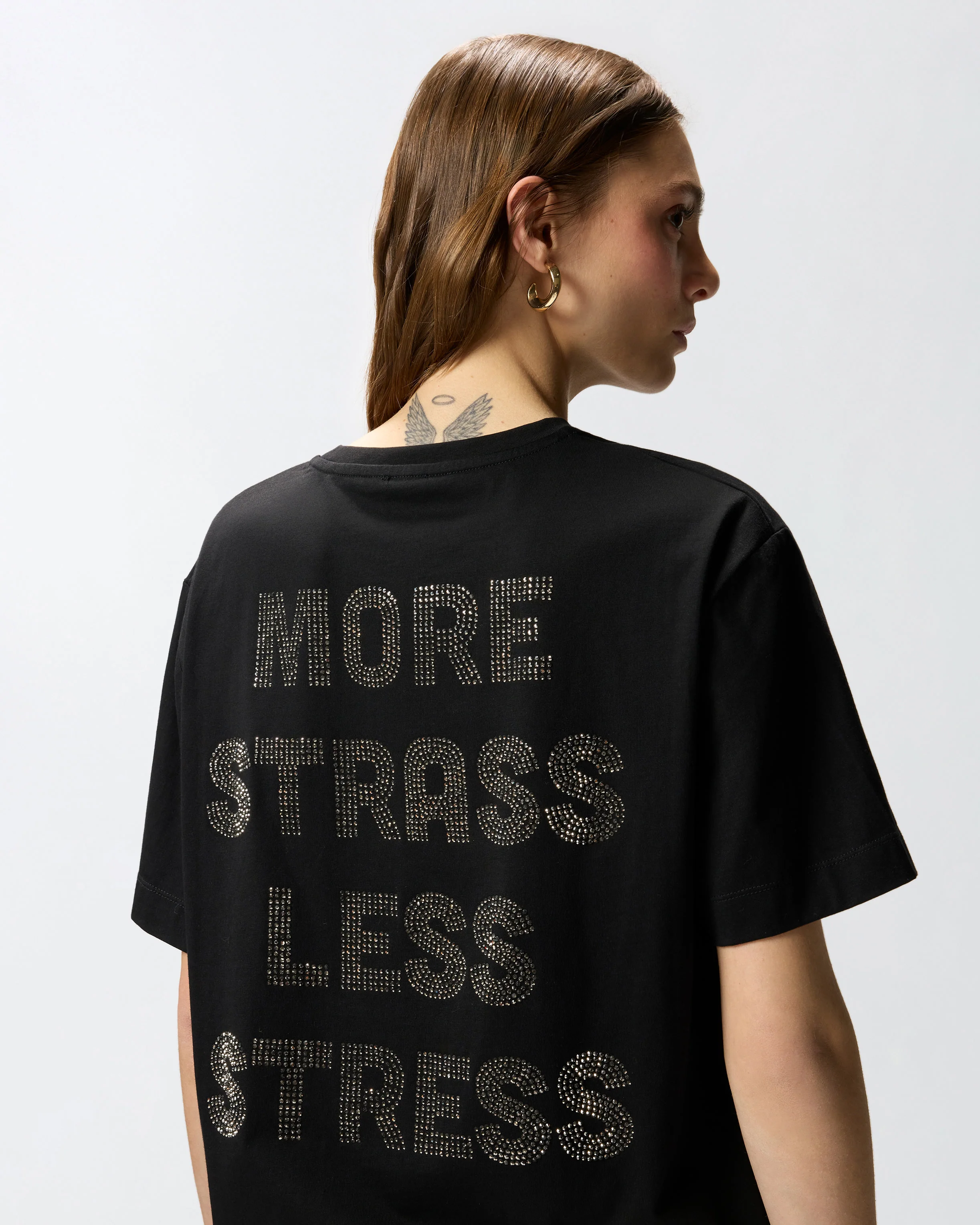 T-shirt More Strass Less Stress - Image 4