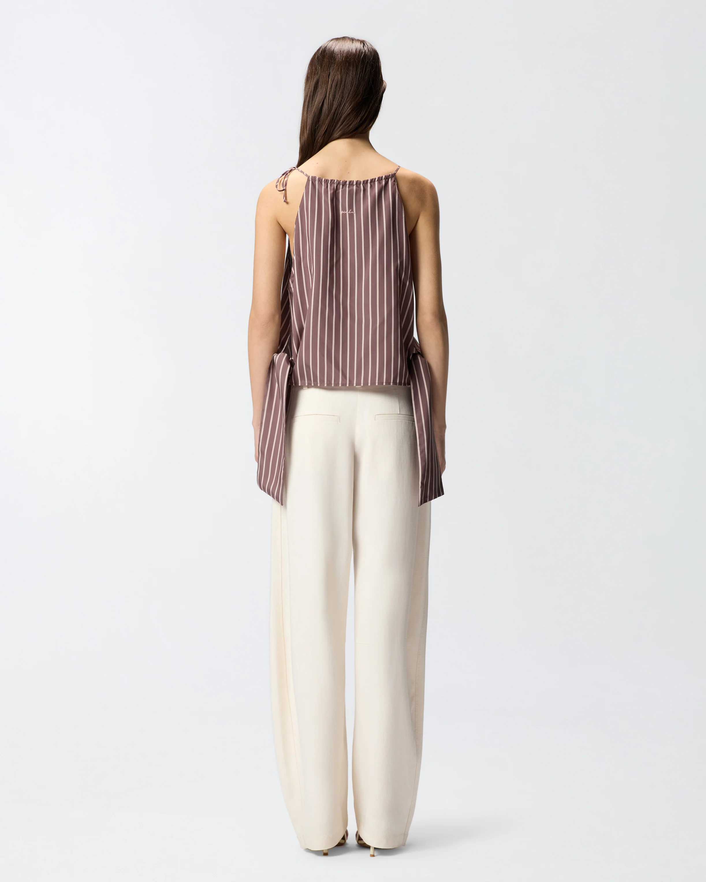 Top a righe con spalline sottili e fiocchi - Image 3